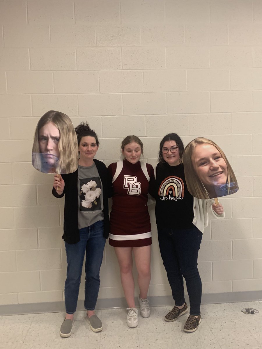 big thank you to @kroth_in205  and <a href="/ms_reinhardt_/">kate reinhardt</a>  for coming to my senior night❤️ #redbud132