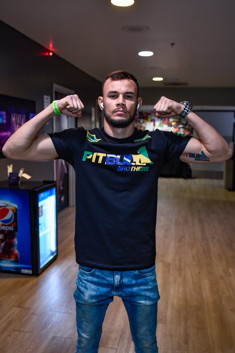 BRAZILIAN GRUDGE MATCH! 🇧🇷

<a href="/JussierFormiga/">JussierFormigaUFC</a> vs. <a href="/BunesFelipinho/">Felipinho Bunes</a>

Who do you have in the main event of #LFA124? 🔥🔥🔥

@ShellsDotCom
<a href="/Drink9mm/">9MM Energy Drink</a>
<a href="/TeamRehab1/">Team Rehab</a>
@GoVibeLoops
<a href="/bonspeedWheels/">KURT WERKET (CB TECH TEAM).</a>
@WWP
<a href="/HowlerHead/">Howler Head Banana Bourbon</a>
@AZFedTheatre
<a href="/UFCFightPass/">UFC FIGHT PASS</a>