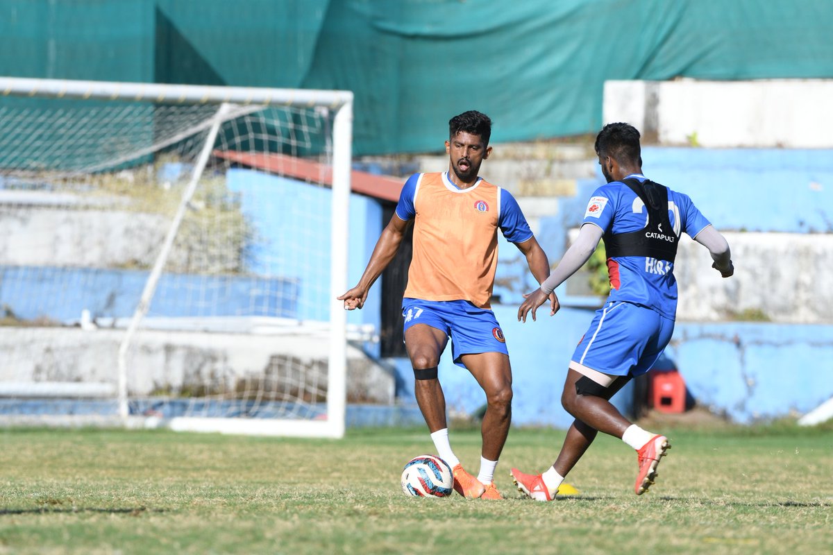 ImRaju47's tweet photo. The best exercise is the one you actually do! ⚽🏃‍♂️🏋️‍♂️💪

#JoyEastBengal #WeAreSCEB #আমাগোক্লাব #ISL #IndianFootball #LetsFootball #HeroISL https://t.co/fGleJzPTgo