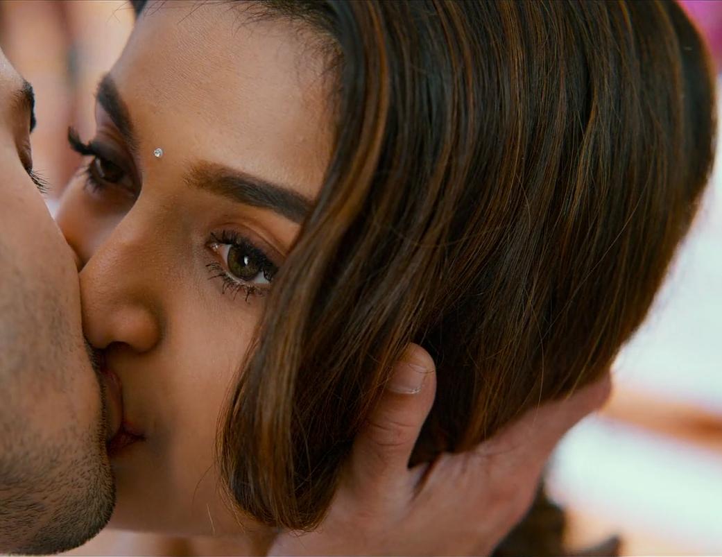 Ur wife : டேய் பொட்ட பயலே இங்க பாருடா நீ தாலி கட்டின பொண்டாட்டி உதட்டை எப்படி சப்பி முத்தம் கொடுக்குறாரு பாரு #loki

Me : ஏய் பொட்ட தேவிடியா இப்போ நீ வந்து என் சூத்தை நக்கி விடு. 

உன் பொண்டாட்டி எனக்கு முத்தம் கூடுகுறா நீ என் சூத்துக்கு முத்தம் குடுடா பொட்ட நாய.