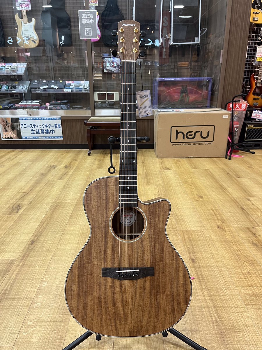 7thcode_kago's tweet photo. 入荷したばかりのMORRIS S-011のご紹介です！
幅広の指板と薄めのネックが、演奏性の向上に一役買っています。
実際に試奏してみましたが、ネックの握りやすさは段違い！！
オススメの一品です。

当店では定価より20%引きの、44,000円（税込)です。
宜しくお願いいたします。
https://t.co/rviB1g2KdY https://t.co/hjXl7hwqDk