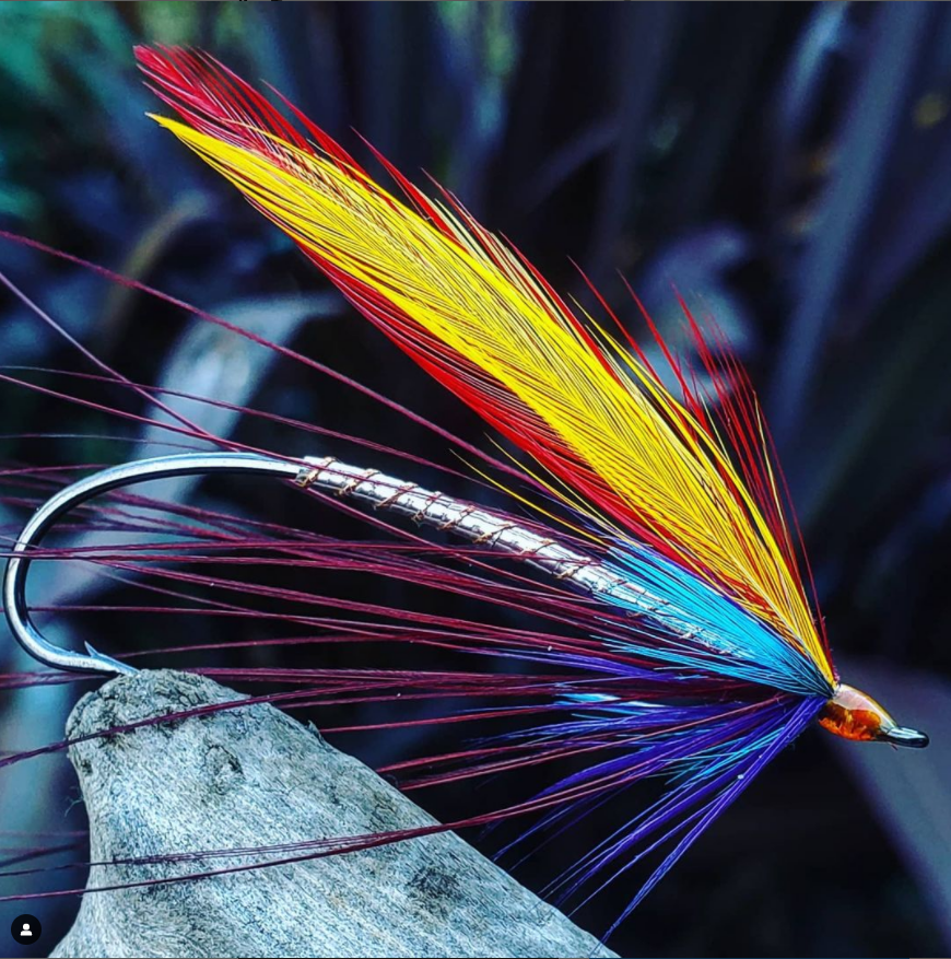 ZZ_Troutski's tweet photo. Art of the Sportβ’
It looks to be enjoying the fresh air
@thegirlwhotiesflies
Took her outside for a pic.
.
.
.
.
.
.
#steelheadflies #steelheadfly #speyflies #speyfly #flytyer #flytying #flytyingart #flytyingjunkie #flytyingaddict #womenwhotieflies #regalvise #huntingghosts https://t.co/SmsZjkvfGN