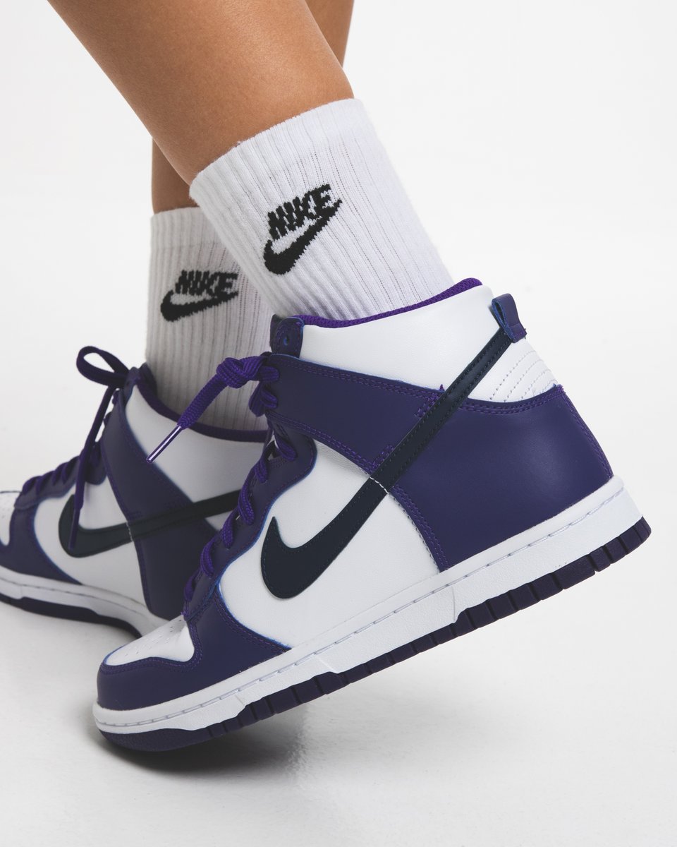 nike dunk high varsity purple on feet
