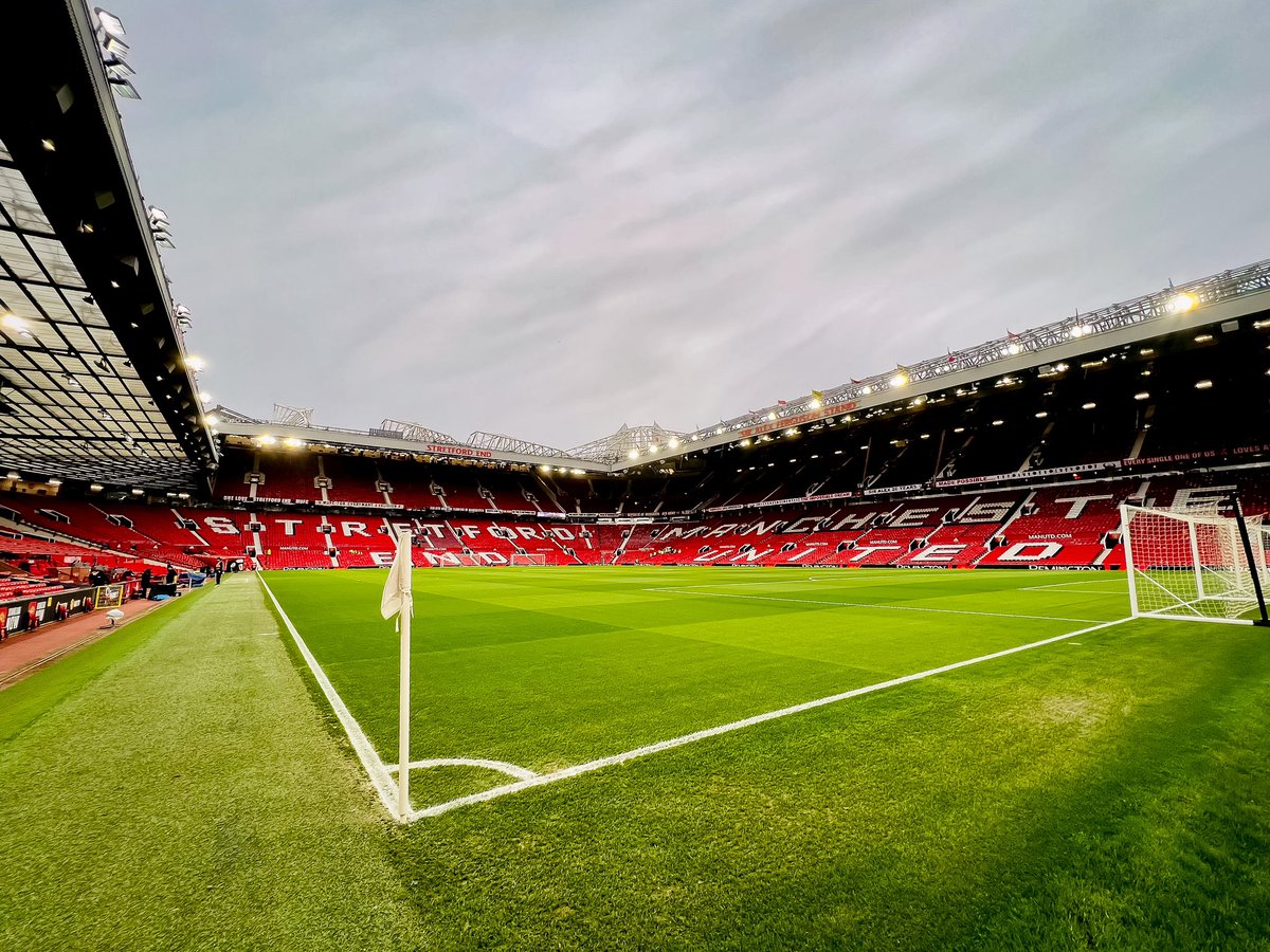 ManUtd's tweet photo. Ready and waiting for a #PL matchday! 🏟 

#MUFC | #MUNSOU https://t.co/mmGHQAowBx