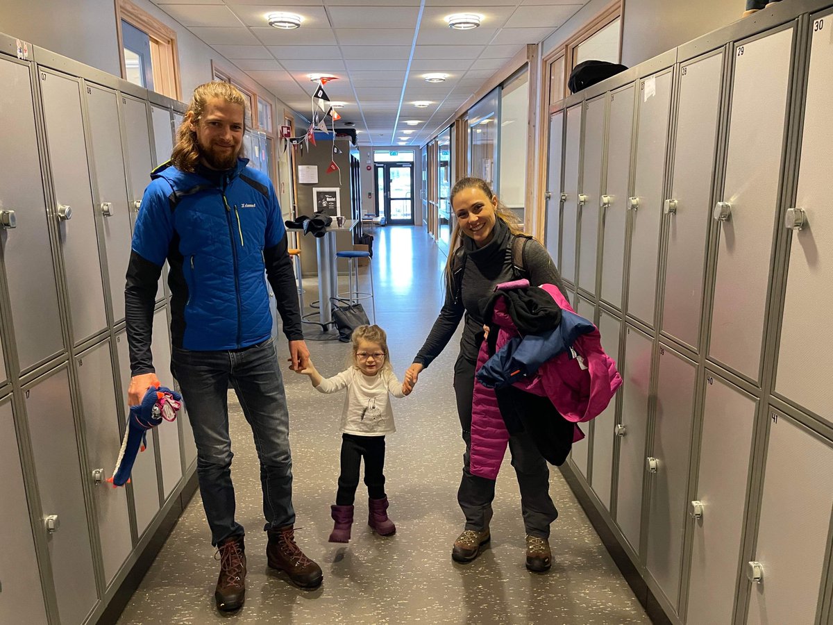 KyrksV's tweet photo. Erasmus+ at its very best! 11 years after Amélie took part in our Comenius (Erasmus+) project with France, she's back to visit us!  She has always had regular contact with her Norwegian host family - super bien! Our French lessons got a real boost too - merci! https://t.co/Jkr4oBnQ9G