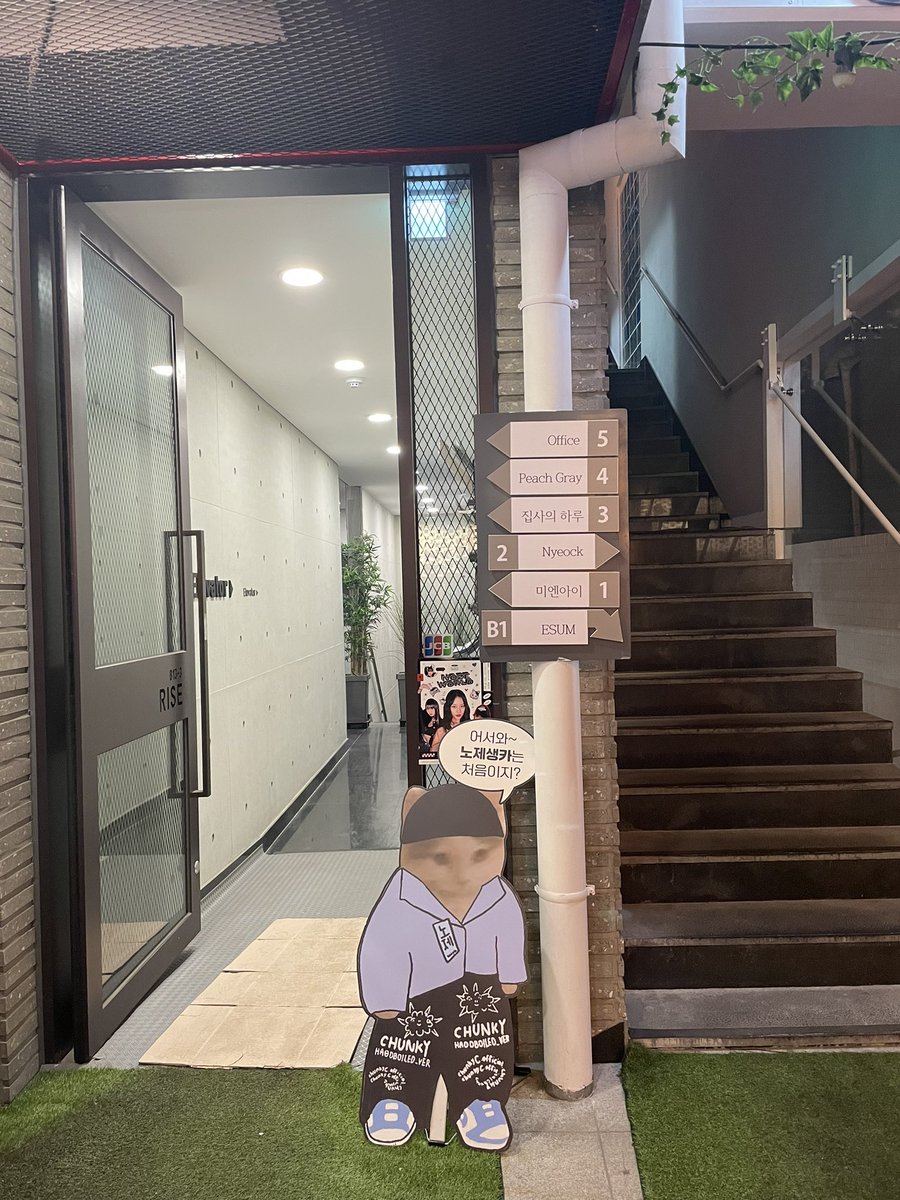 golden_surfer12's tweet photo. #노제여보_생일축하한다냥

노제를 닮은 너무너무 귀여운 고양이들이 엄청 많아서 즐거웠습니다🥰

2022년 2월 12일 노제여보 생일 축하해🥳💙💙

#아기고양이_노제의_생일이왔다냥
#happyNOZEday https://t.co/unRHQ2iRUp