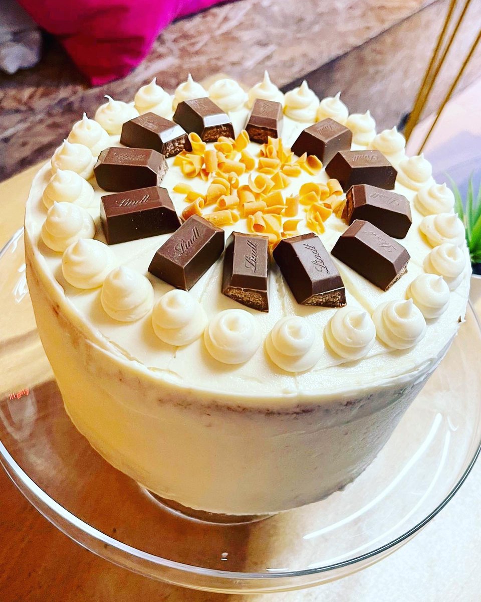 Kibble Bakery tweet media