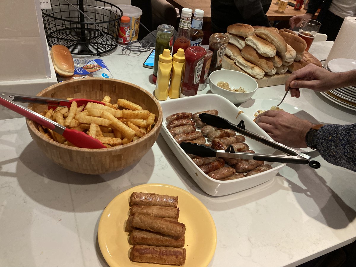 DIY hotdogs and a professional poker dealer made for a great night last night! Many thanks to Ben for his hospitality and to Mark from <a href="/thecroupierclub/">The Croupier Club</a> for the game!