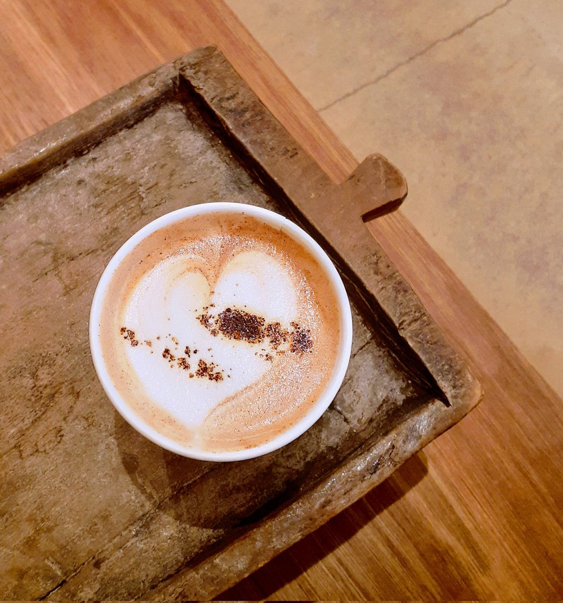 no_sun98's tweet photo. 最後の一杯に間に合いました
美しくて美味しい
#ショコルモカ
#obscuracoffeerosters
#xocol https://t.co/D8WK57idks