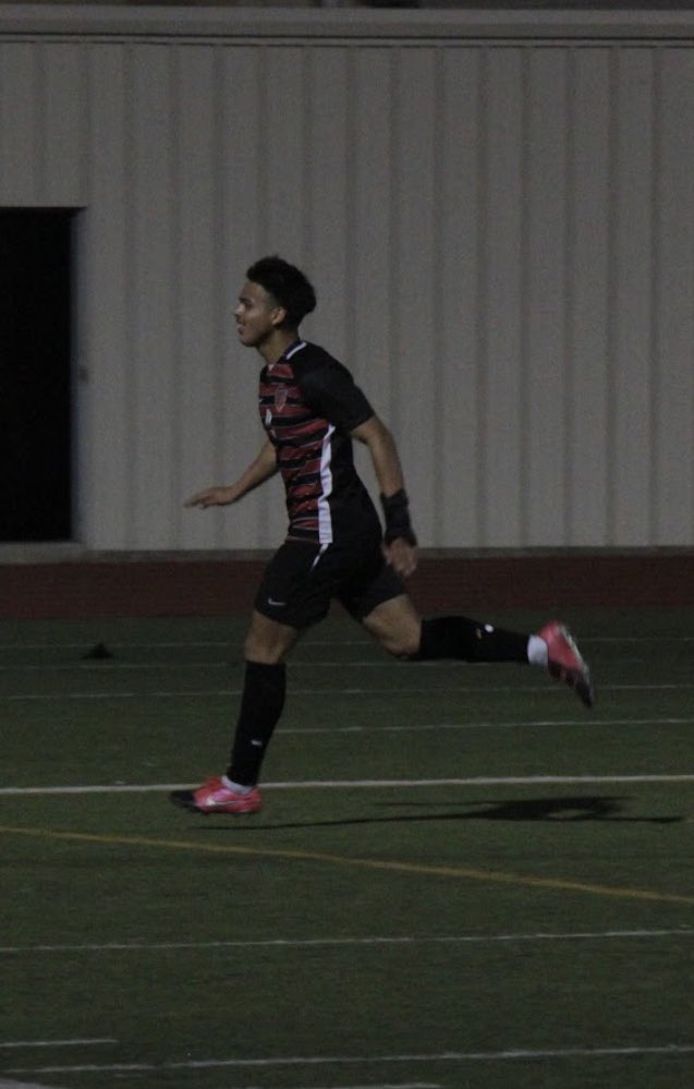 TTrojanSC's tweet photo. This guy was on 🔥 tonight. This is the run you make when you score. Mr Rutiaga did this 4 times tonight. New school record with 8 regular season game to go. 22 and counting. Future looks bright. ⚽️⚽️⚽️⚽️⚽️⚽️⚽️⚽️⚽️⚽️⚽️⚽️⚽️⚽️⚽️⚽️⚽️⚽️⚽️⚽️⚽️⚽️ https://t.co/kboaYZVER8