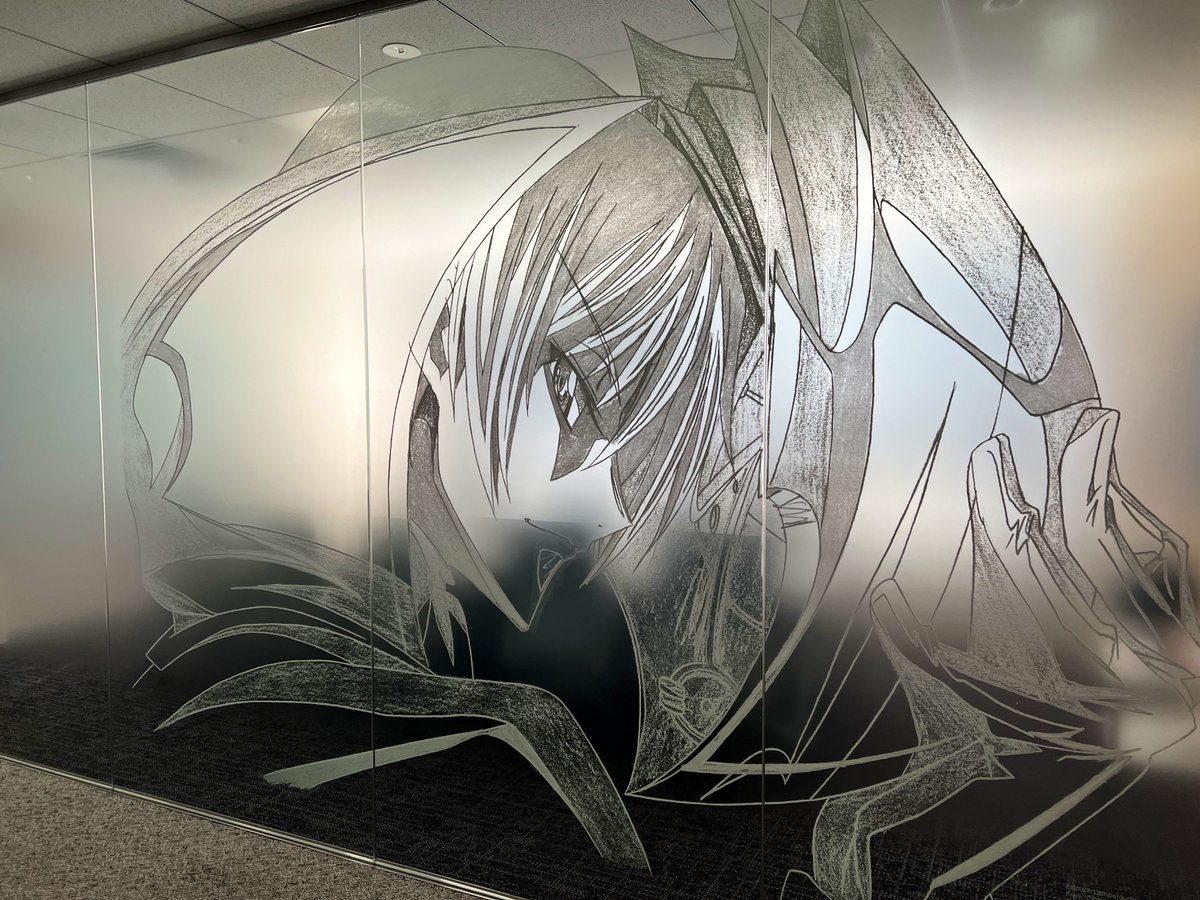 見てきてもオッケーですよーて確認して見てきた。結構大きくて画角が。。w
でもその分見応えあるねー。
次ここで打ち合わせしたいね
穂乃果ちゃんといちごちゃん、ルルーシュとシャア。 