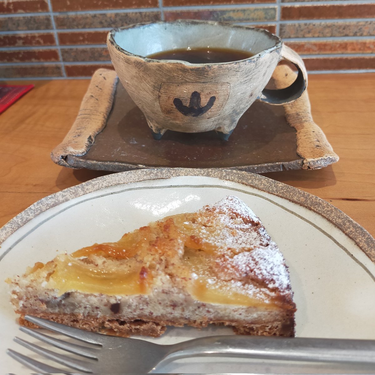 とっていいお天気ですね☀️
本日も美味しいコーヒーとタルトケーキをご用意してお待ちしております。
そしてこれからの暖かい季節にぴったりな可愛いハンドメイド商品をご用意してます💐
#cafeSIAN #ハンドメイド #カフェ #雑貨 #さいたま市中央区 #南与野 #カフェ巡り