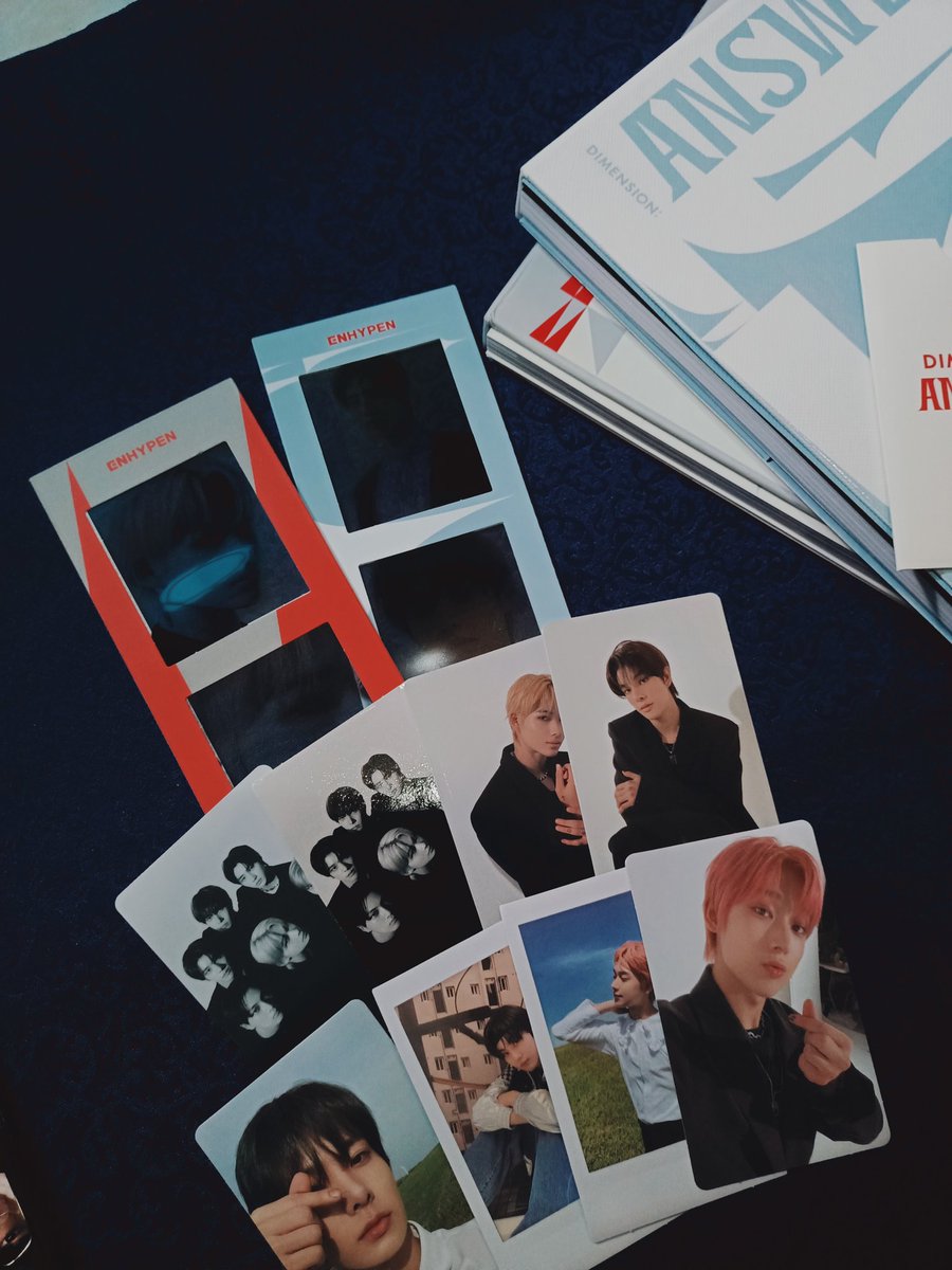 bungeoppangsoo's tweet photo. It's finally here! Aack grabe sparks 😭💖 Thank you so much @KcnBns for the very smooth transac and pinauwi mo talaga yung bias ko! pinagloloko mopa ako sa una pero i love it. And thanks kay ate @borderjwn' sa pag help huhu gagawa ako thread, story time us. https://t.co/3t3gMAvc9E