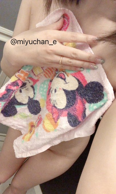 これから予定があるのでお風呂はいってきます 🐰♡ https://t.co/CsOtgOlgNY<a href="/tag/%E3%81%88%E3%81%A1"class="tags"><span>#えち</span></a>