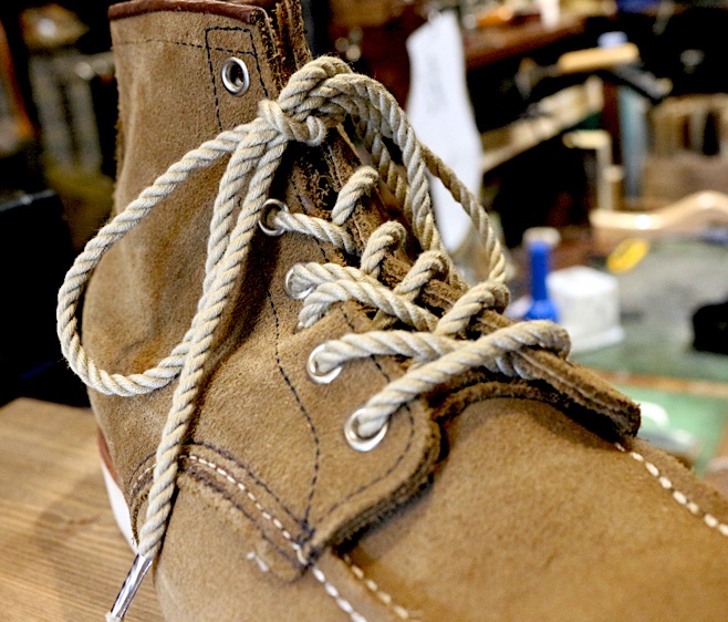 Buhi Shoelace ブヒの靴紐 ソールの色と合ってていいかなーと思う組み合わせ ネジネジ感が際立っております 種類 ナチュラルな風合いの靴紐 太さ 丸紐4mm 色 ベージュ T Co 9ditxrg254 T Co Fk0dspankw Twitter