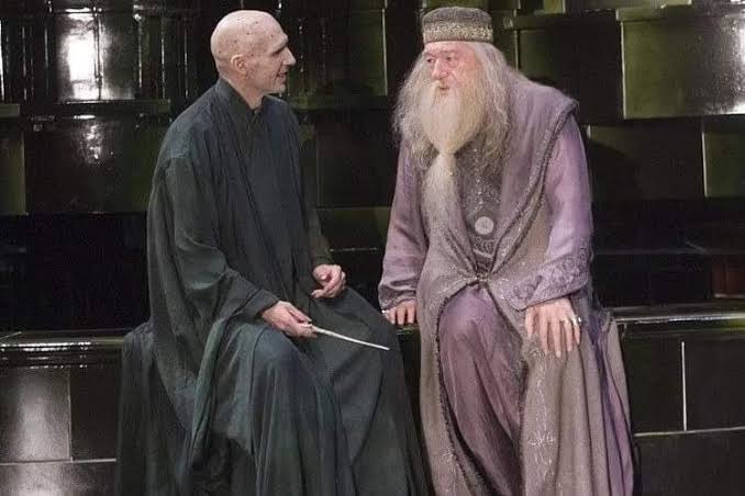 sagarcasm's tweet photo. R Ashwin and Jos Buttler in RR dressing room

#IPLMegaAuction2022 https://t.co/L84cCZwF0K