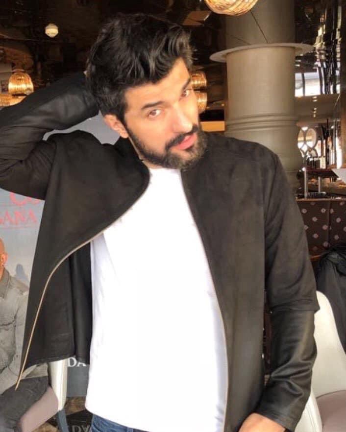 engingreekfc's tweet photo. #EnginAkyürek 💥 https://t.co/1drMsbqpB6