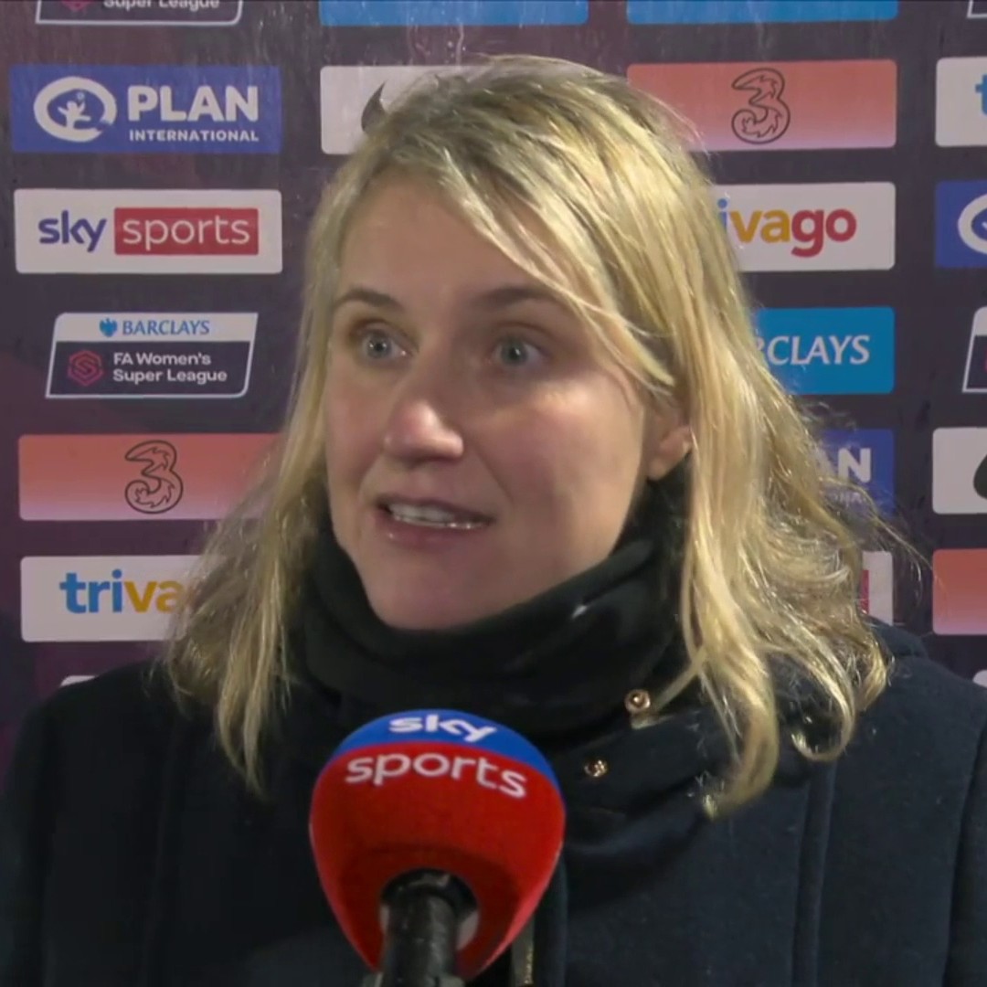 🗣 "The best official in the league has missed the biggest decision tonight."

Chelsea manager Emma Hayes was frustrated her team weren't awarded a penalty in added time after Arsenal's Leah Williamson appeared to handle the ball inside the box.