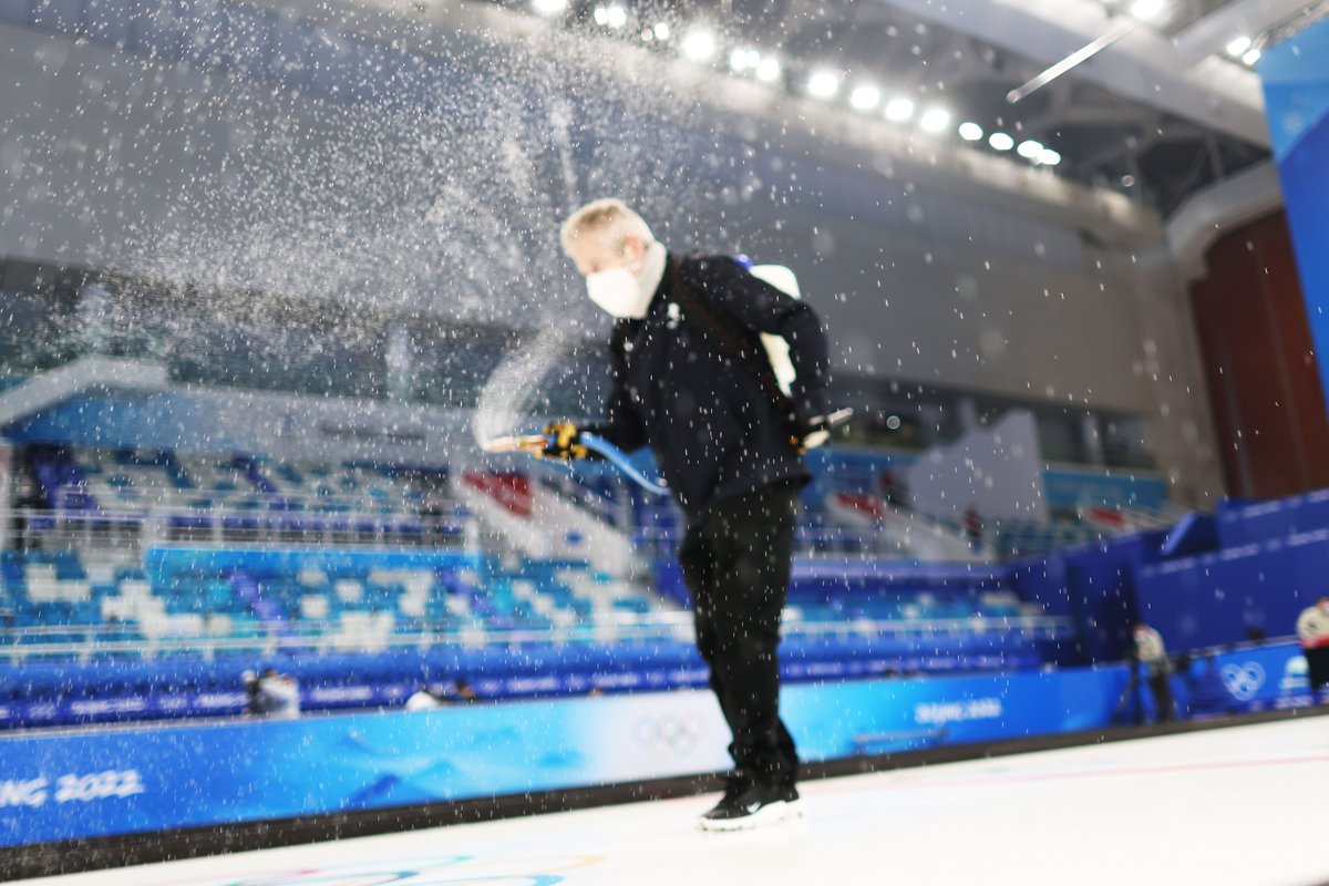 worldcurling's tweet photo. Ice masters. 🧊

Thank you for all of your hard work, Ice Crew! 💦 

#Beijing2022 | #Curling https://t.co/DzFhd1kx8M