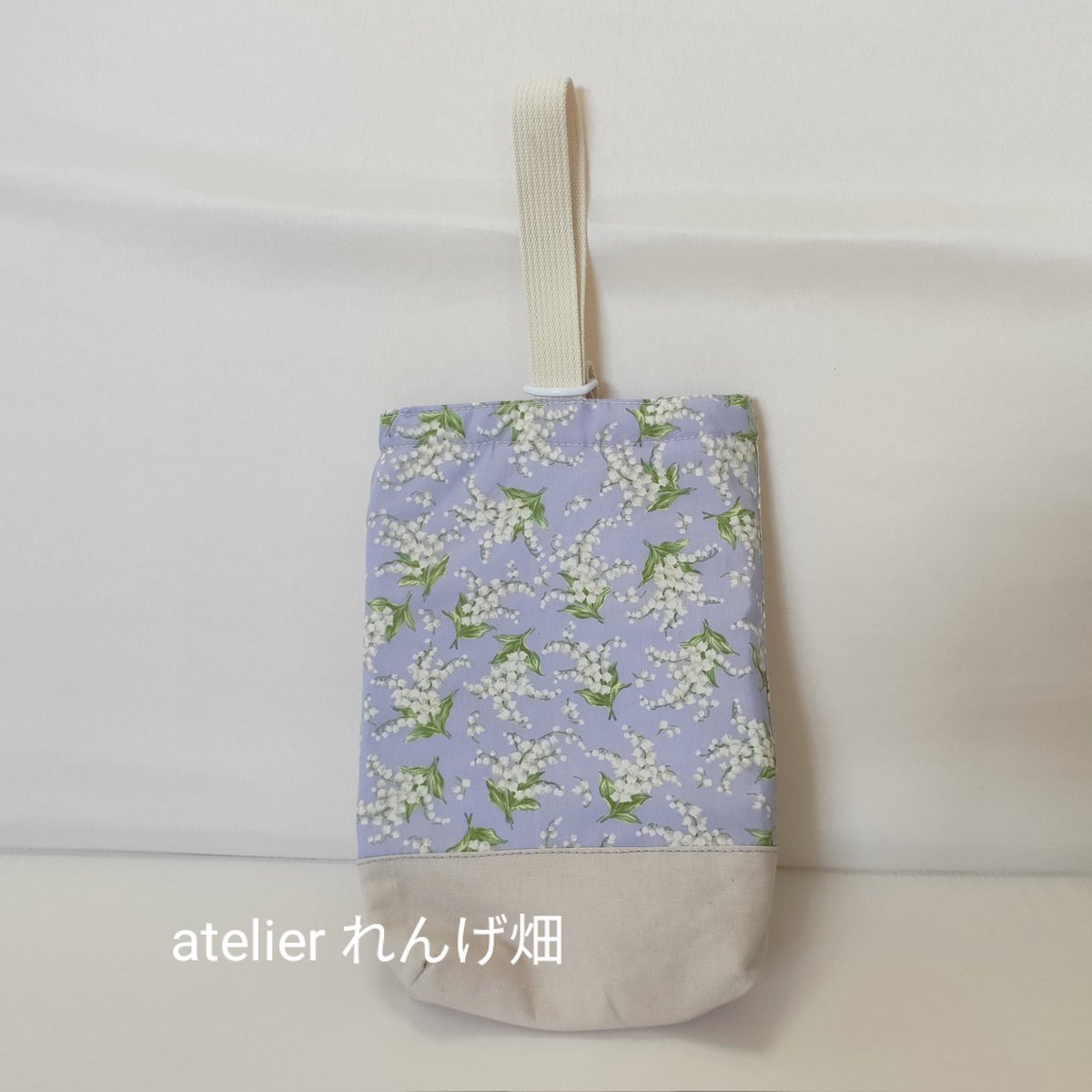 atelierrenge's tweet photo. ✡ minneに出品しました ✡

すずらん柄の上履き入れ #minne https://t.co/bhuiqEIJkV

サイズ違いもお気軽にご相談ください😊

#上履き入れ
#シューズバッグ
#入園準備
#入学準備
#入園入学グ���ズ
#女の子向け
#裁縫代行 https://t.co/lVtLUAj8Gu