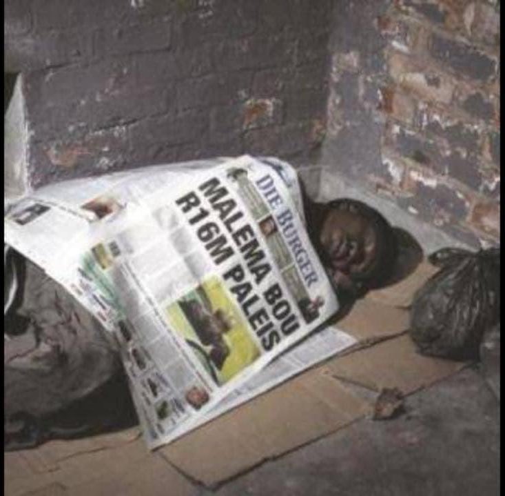 ErnstRoets's tweet photo. "Malema builds R16 million palace" https://t.co/m3vnJw2ilV