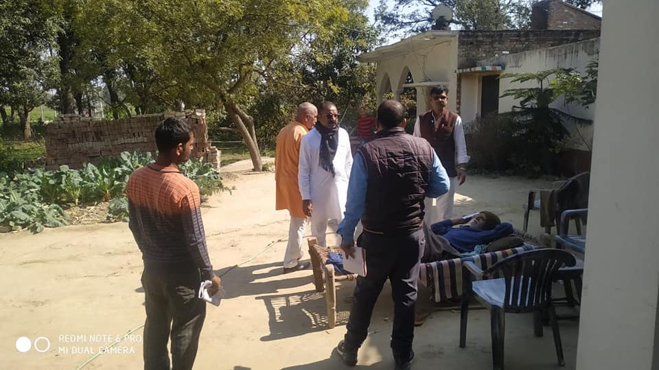 ArPrashantAMH's tweet photo. आज जनसंपर्क व क्षेत्र भ्रमण के दौरान जो सरकार के प्रति युवाओं का उत्साह व जोश दिखाई पड़ रहा है उससे यह प्रमाणित होता है कि आने वाली 10 मार्च को निषाद पार्टी व भारतीय जनता पार्टी गठबंधन की सरकार भारी मतों से विजयी होने वाली है। https://t.co/322ZLcH83R