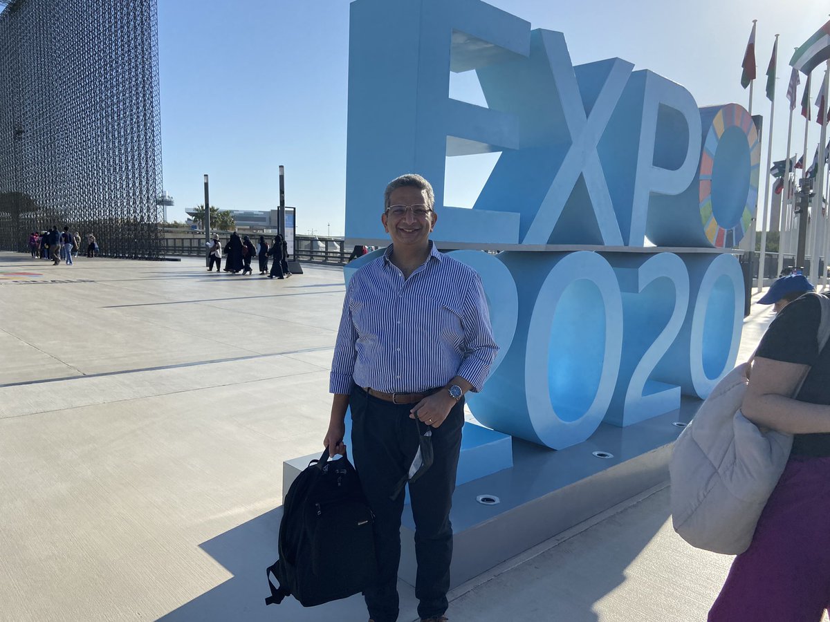 CyberZizo's tweet photo. Delivering a #personalbranding session at @expo2020dubai with @TRF for journalists and media professionals within the @ArabYouthCenter #yaml4 initiative was an interesting experience! I was super happy to see those young #contentcreators now look differently at #socialmedia ! https://t.co/QMyy0piUvc