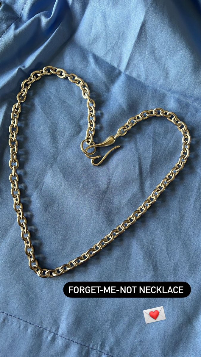 hellomormormor's tweet photo. Forget-Me-Not Necklace ตั้งใจออกแบบให้คอนเสปเป็นงานตะขอมาคล้องกัน���ปรียบเสมือน “การสัญญา” มีดีเทลตะขอM (สื่อถึงตะขอเฉพาะของแบรนด์) และแฝงฟอร์มหัวใจ(สื่อถึงความรัก) #mormormor #MMMforgetmenot #ช่างฝีมือคนไทย #มอร์มอร์มอร์ https://t.co/5c2nhU9D2T