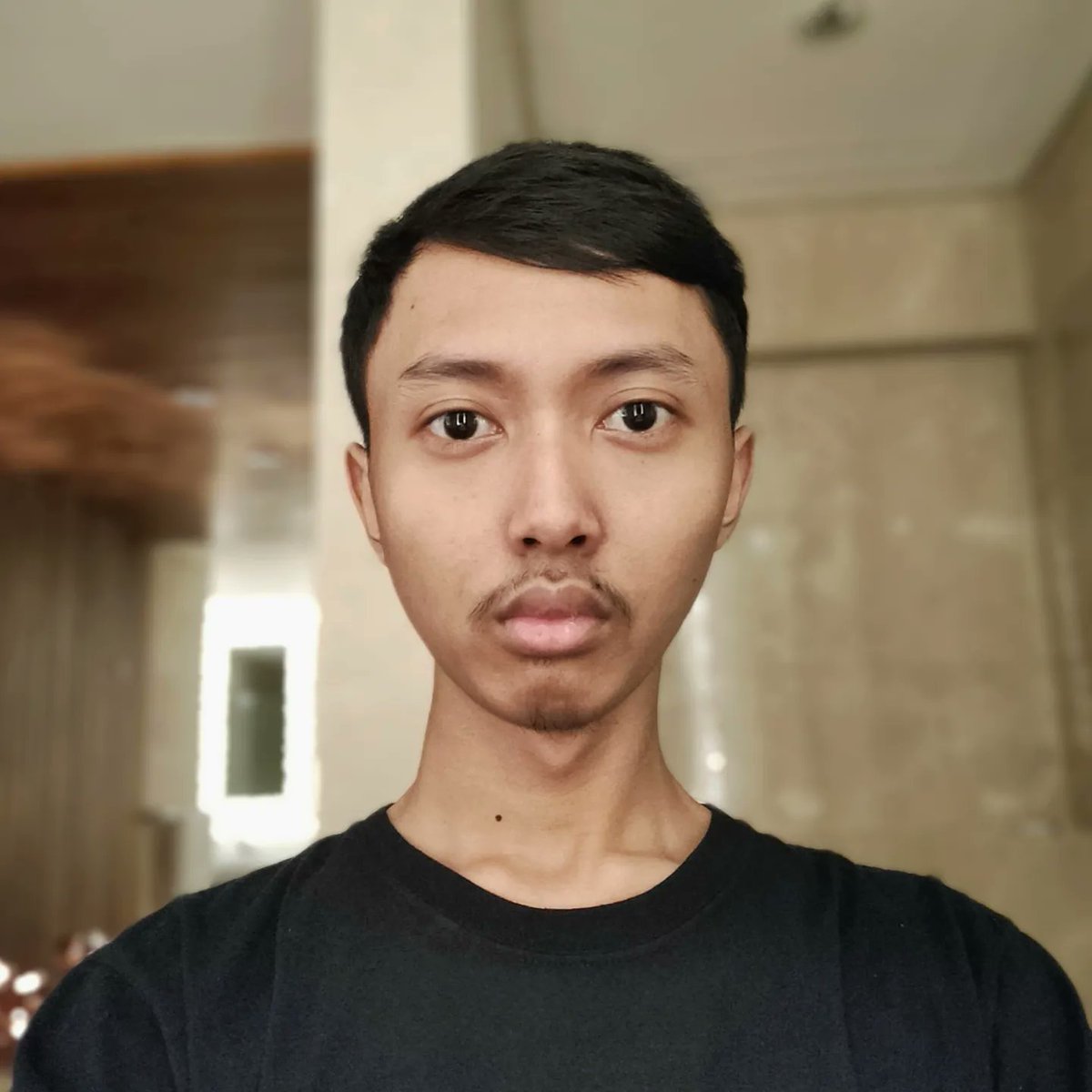 Ghozali tweet media