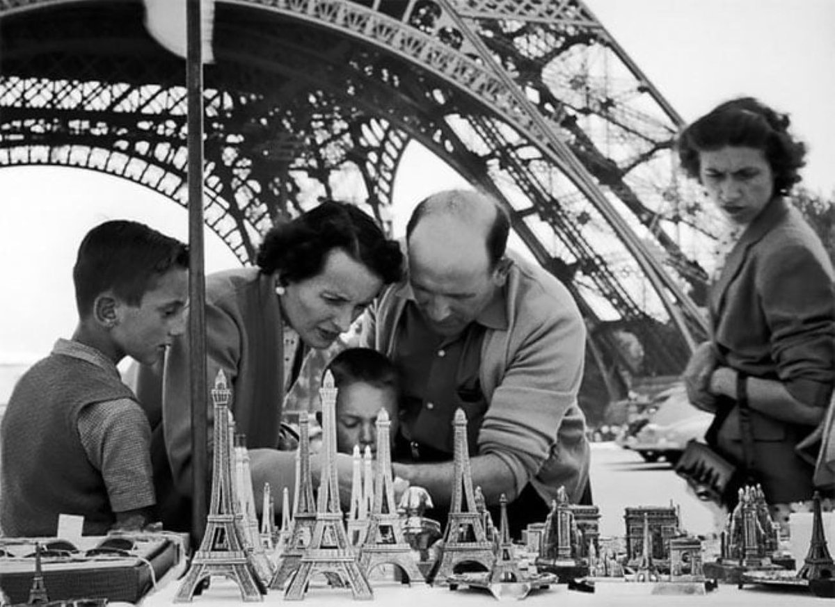 French life. Советские туристы в Париже. Париж 1950. Париж 1952. Париж 1950 годы.