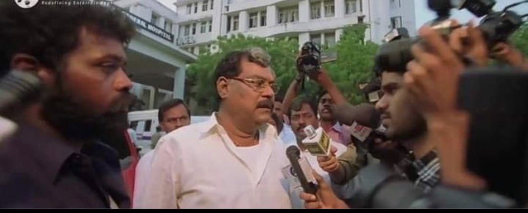 Mixturism's tweet photo. அவன் வந்தனா ...

யாரு ?

மஞ்ச சொக்கா போட்டுட்டு கையில செங்கல வச்சுட்டு அம்பையர்ஸ மும்பை வாங்கலையான்னு  வருவானே அவன்... #IPLMegaAuction2022 https://t.co/guFmkBgOmF