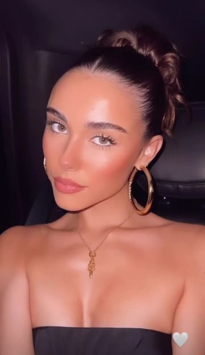 MadsBeerPosts's tweet image. Madison Beer via Instagram Stories 📸🤍