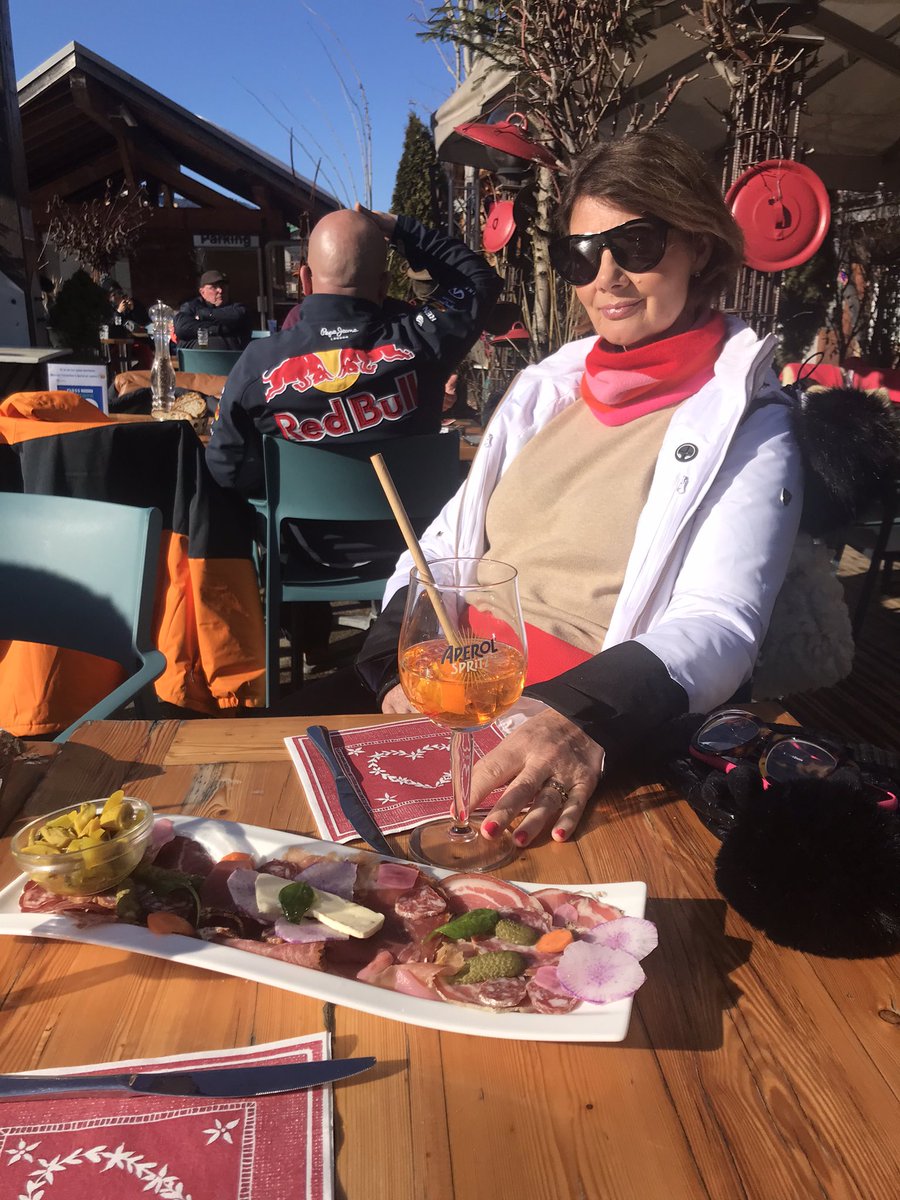 Another #bluesky day <a href="/MorzineSource/">Morzine Source Mag</a> fantastic weather #blessed