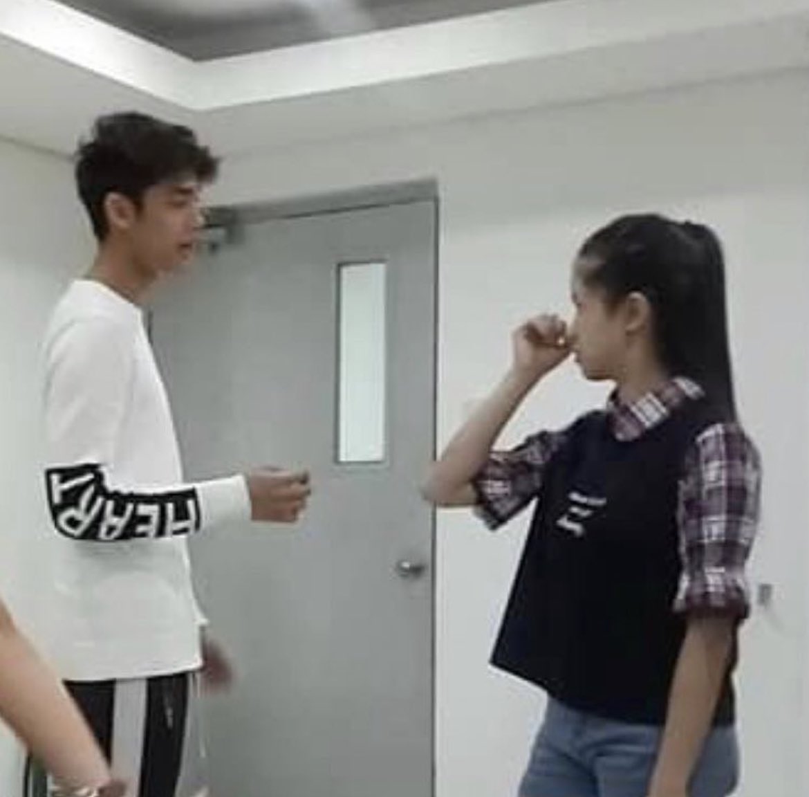 Now ko lang rin nakita mga pics na ‘to 

✨DonKiss Family✨
#DonKiss #DonKissFam