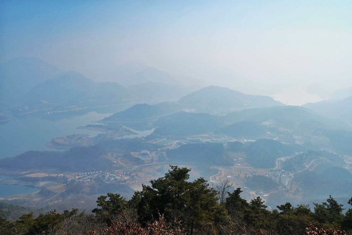 ChrisAstro's tweet photo. First trip of the year (2022)! Enjoying the Cheongpung cable car ride. π ποΈπ°π· https://t.co/L9H6pIlg8i
#SouthKorea #exploreROK #Korea #exploreKorea #travel #Cheongpung #cablecar https://t.co/vnJ65kihcG