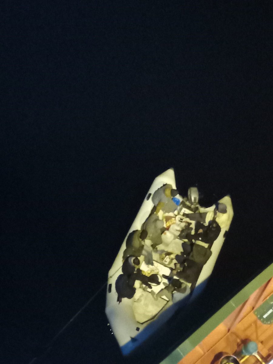 AcechemTanker's tweet photo. M/T MINA DENIZ has been contacted by Malaga MRCC via VHF channel 16 at 05.42 LT for a search and rescue operation. Our good lady has proceeded to the search and rescue area and completed rescue operation successfully.
@salvamentogob https://t.co/lxckIFu7Ag