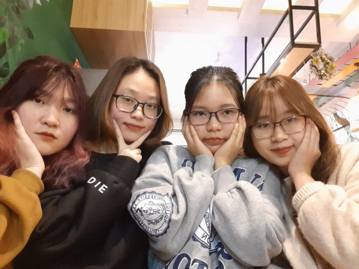 armyfromvnn's tweet photo. F...B không giữ được thì nhờ Twt 😍😍 
#Khanhnha
#20s https://t.co/rDjGHMnrOa