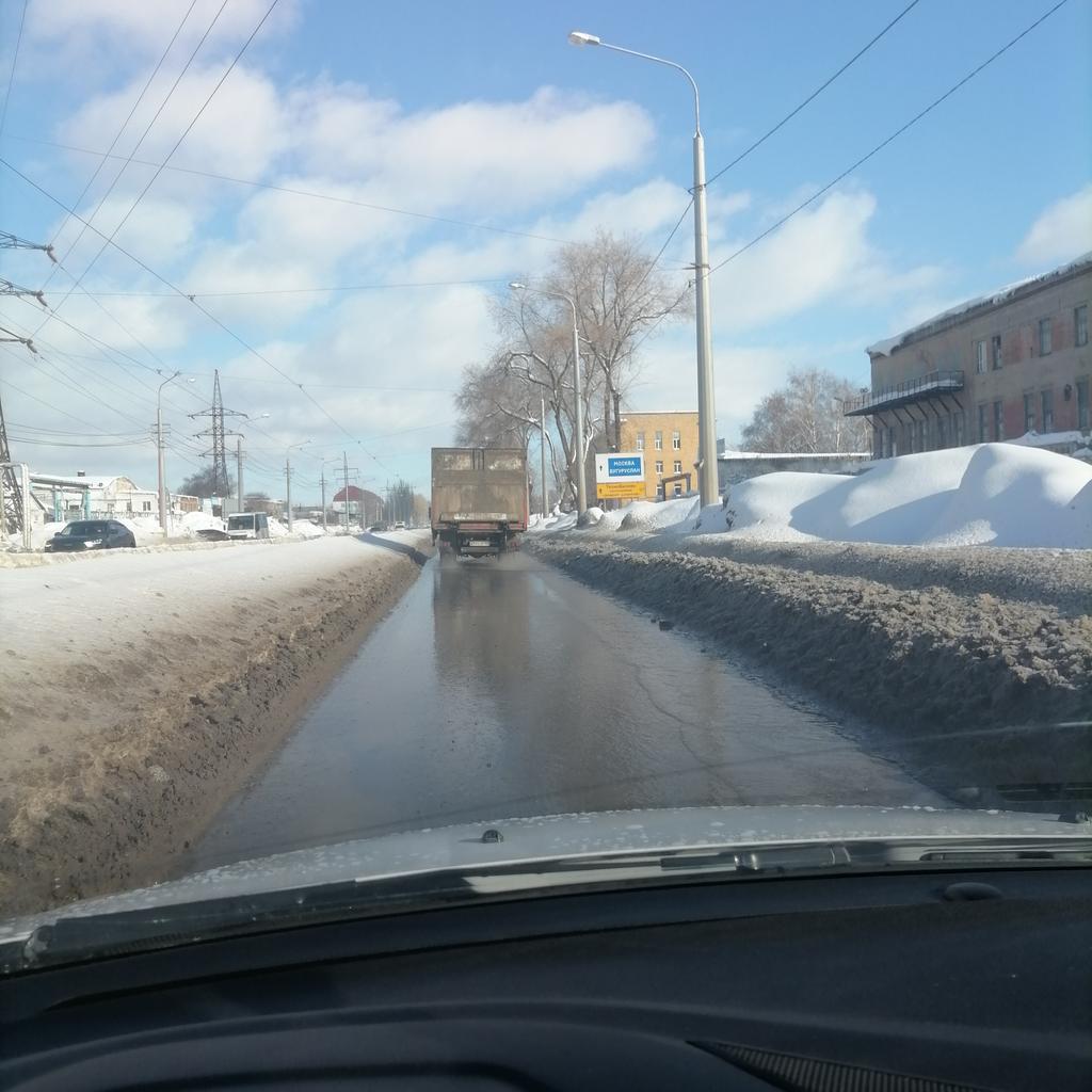 Заводское шоссе <a href="/D_Azaroff/">Дмитрий Азаров</a> <a href="/E_Lapushkina/">Елена Лапушкина</a>