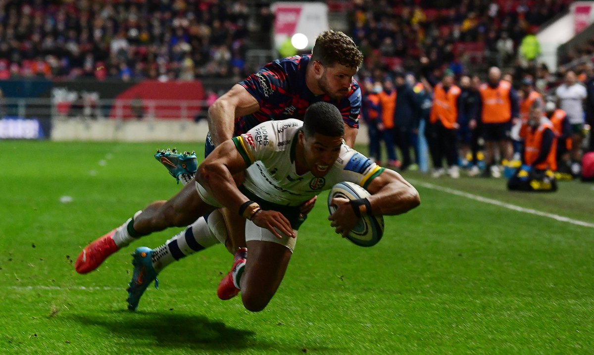 🔥 How good was it to see @_loaderr back crossing the whitewash last night?

⚡️ Foot. On. The. Gas.

#BRIvLIR