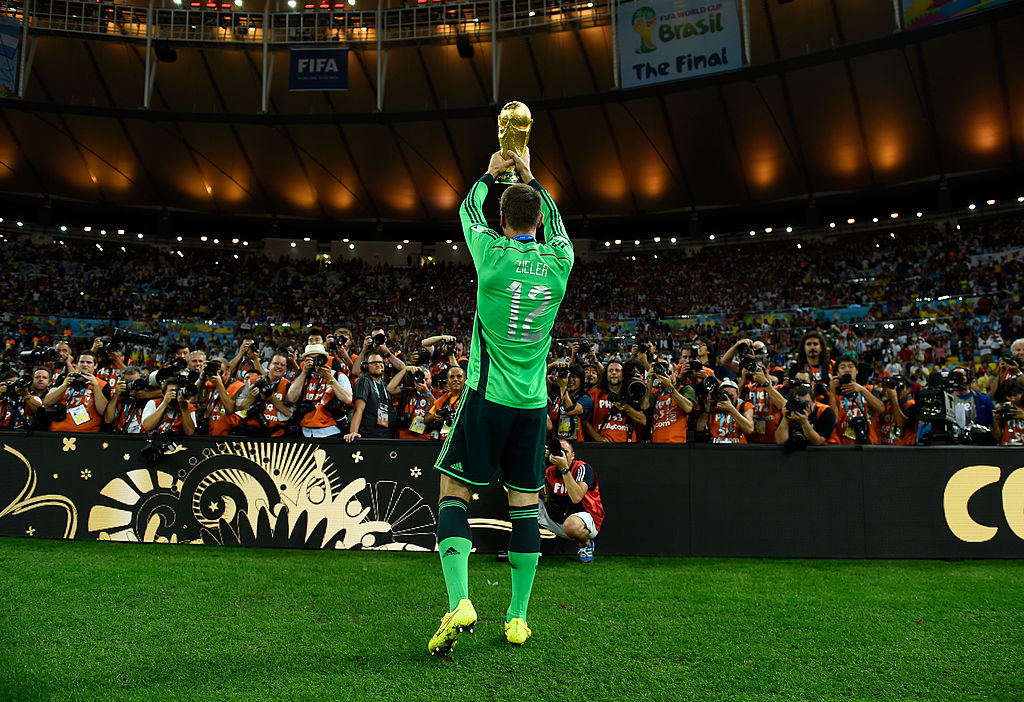  Happy Birthday, Ron-Robert Zieler      