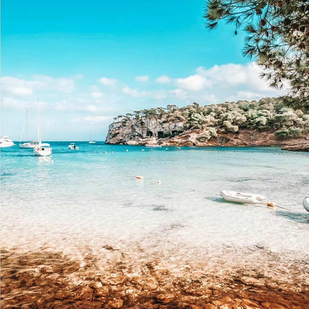 MyWorldVIP's tweet image. Have you seen our lovely Mallorca Reservations page? 💎
.
It's full of our favourite attractions and Beach Clubs in Mallorca with direct links to their websites so you can have a good look at each one 😎
.
The best attractions from the Caves of Drach, … instagr.am/p/CZ3z6hcji_9/