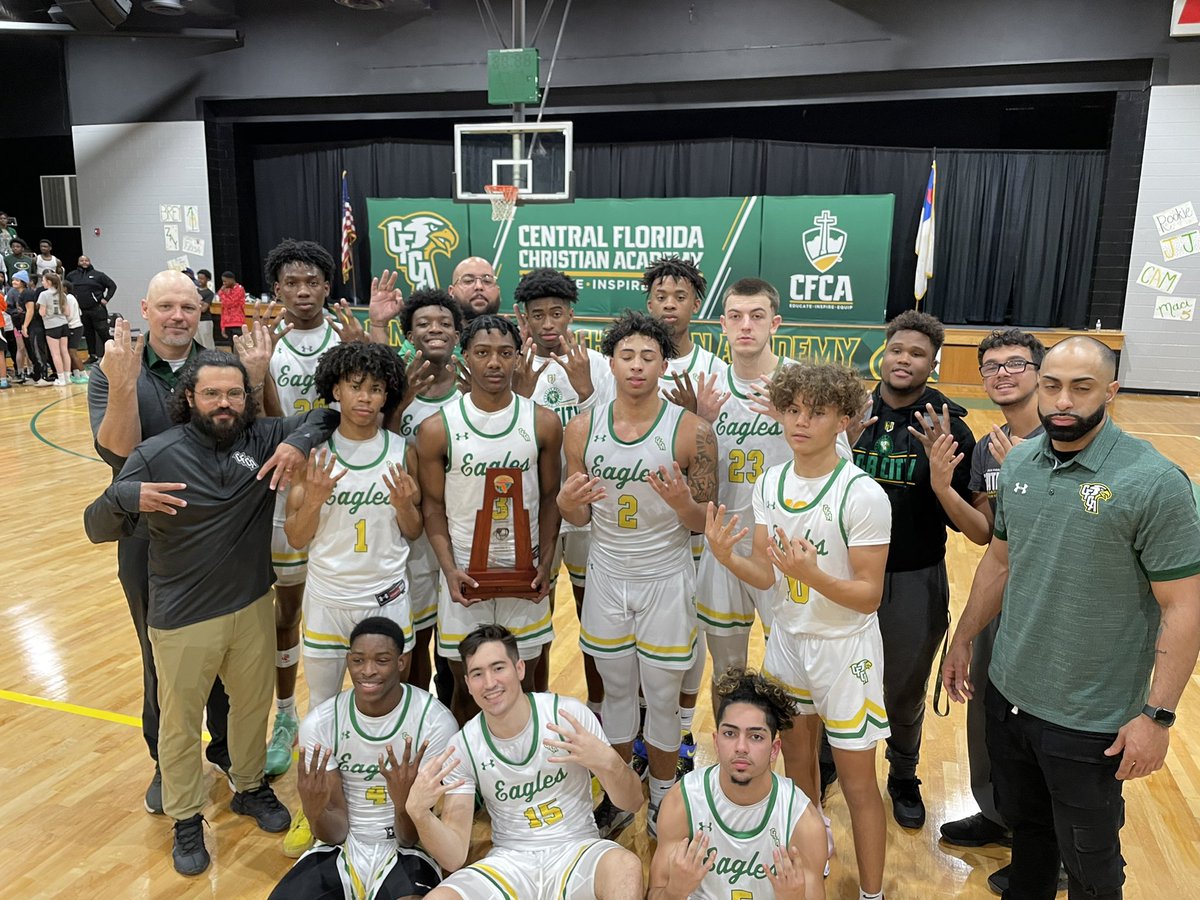 kylewills_'s tweet photo. Blessed to be around a bunch of great, determined coaches and players that have worked tirelessly to accomplish their goals, with more ahead of them. Both girls and boys earned District Titles this year in impressive fashion. The future is scary bright! https://t.co/lMHlHSujvO