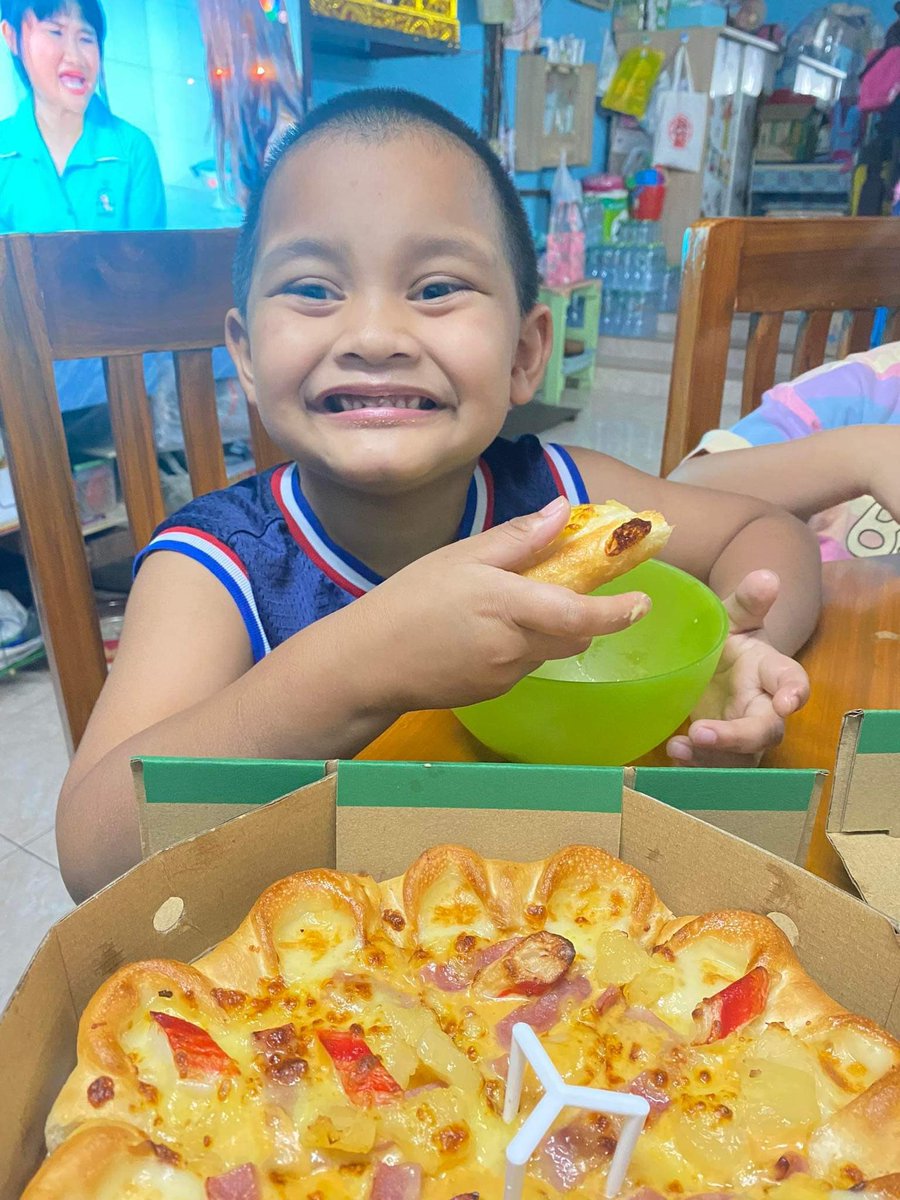 Momaim2 tweet picture