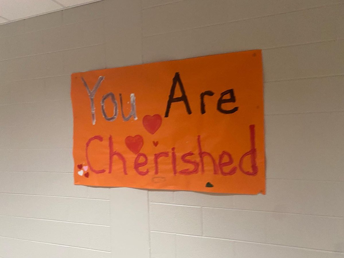 I LOVE the signs our Team Gold students made for our school hallways to remind our kids just how much they matter!! #thepowerofwords <a href="/jcityTNschools/">JohnsonCitySchools</a>