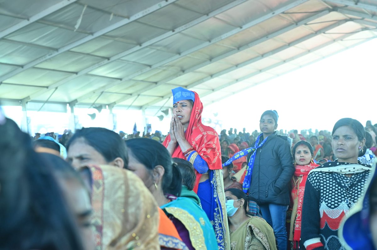 Sagarvivek_'s tweet photo. यूपी की 'उम्मीद' हैं बहन जी @Mayawati 
@bspindia https://t.co/5I8rJ5rraE