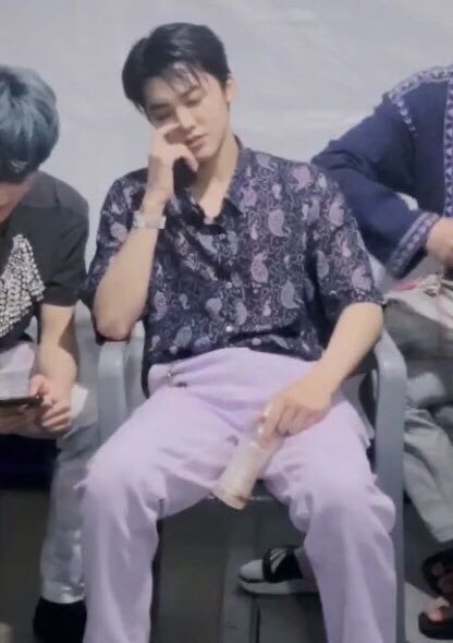 หยุดอะไรหยุดได้แต่ความหล่อของแจมินหยุดไม่ได้นะคะ