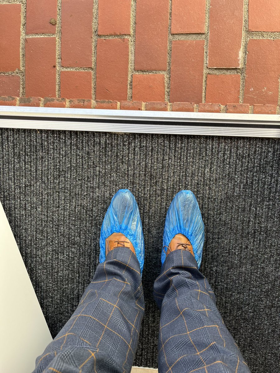 Gavin_human1's tweet photo. Just waiting for my next viewing appointment to arrive #exning #newmarket £1,250,000
Video tour https://t.co/iU75xJoBqU

#gavinhuman #estateagent @ExquisiteHomeUK https://t.co/yqWxe82sjv