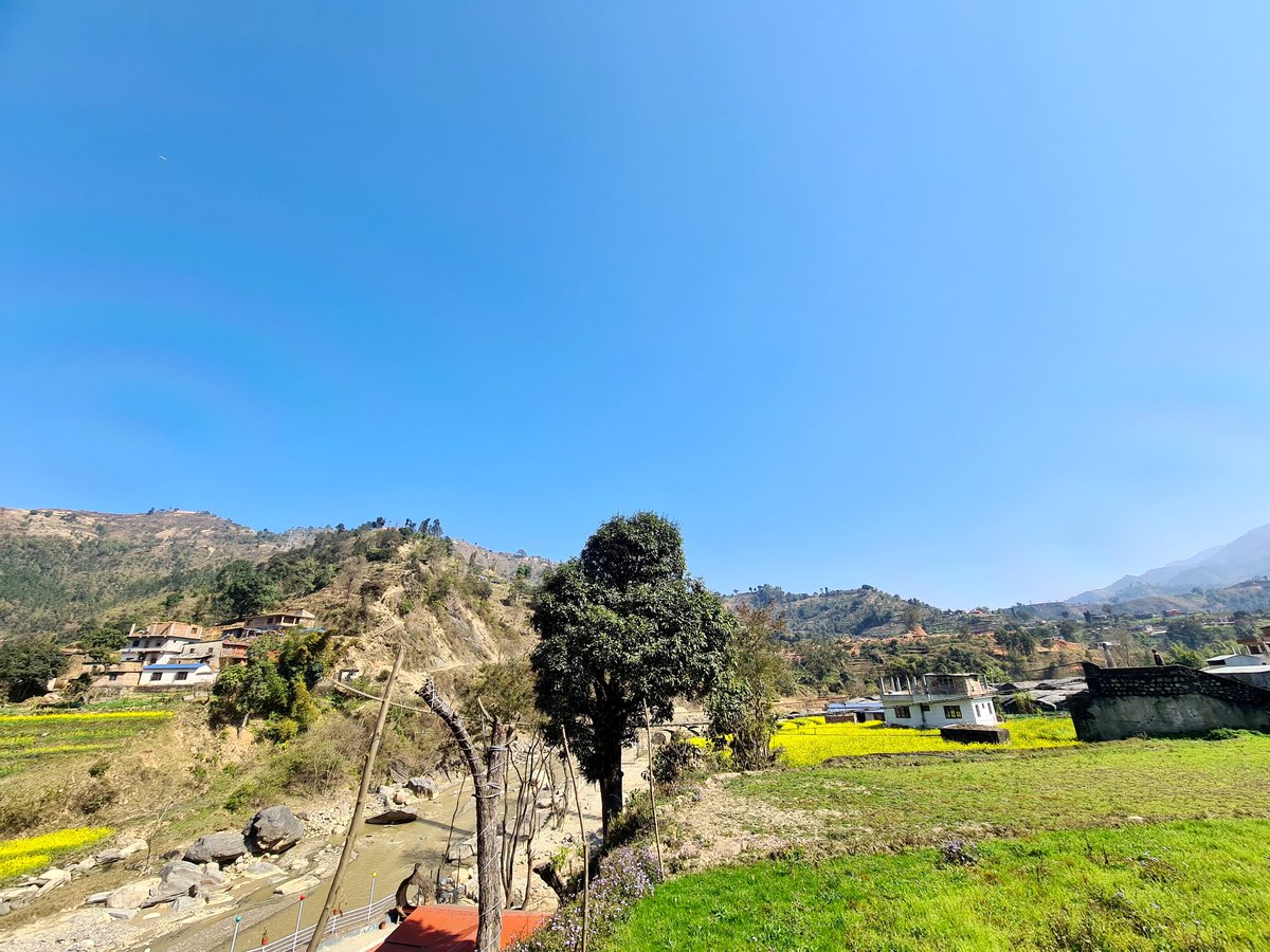 Educatenepal's tweet image. Beautiful view of Simle, Dhading !!!
#Nepal #simle #dhading #Nepalisbeautiful