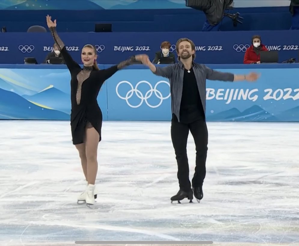 allaboutfs2's tweet photo. Anyways, here’s my top 3
#figureskating #stepbuk #stepanovabukin #smartdiaz #hawayekbaker https://t.co/FP8wSLdNTh