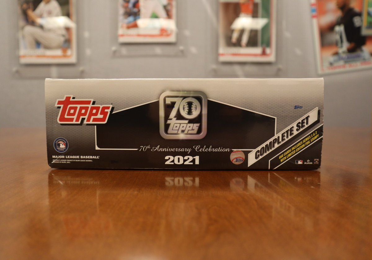 Topps tweet media